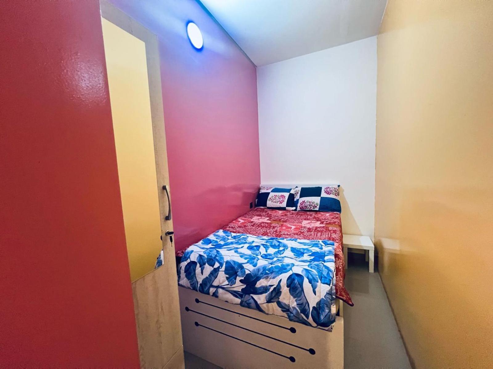 Moon Backpackers Burjman Exit 2, Family Partitions, Loft Partitions, Apartment Dubai Exterior photo